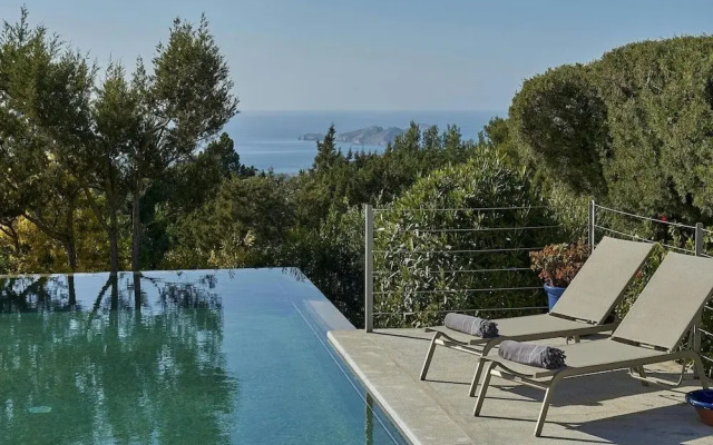Holiday Home With Central Heating