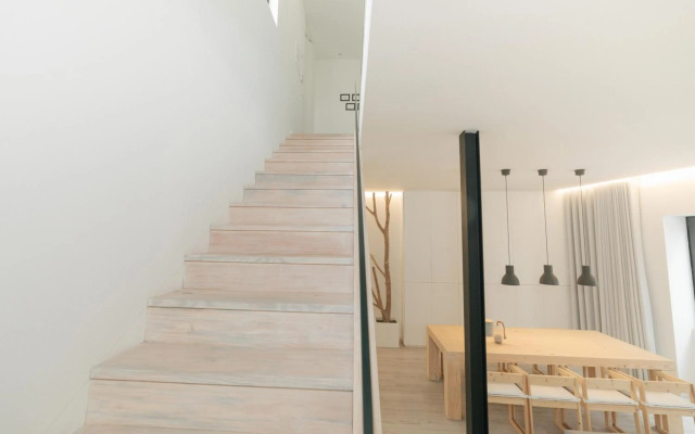 Retreat to a Stylish Concept House in Porto