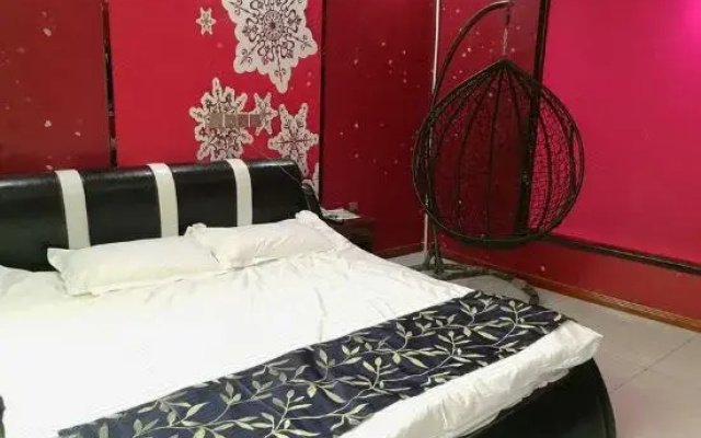 Zhoukou Qingyuan Hotel