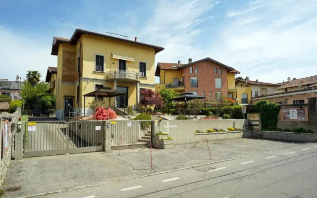 [Dalia Suite] Leonardo Academy, MXP & Lakes