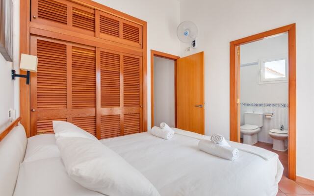 Villa Blanc, 3