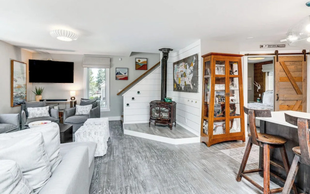 Steps From Central Downtown: Breckenridge Home