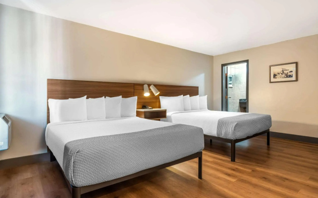 La Luna Inn, an Ascend Collection Hotel