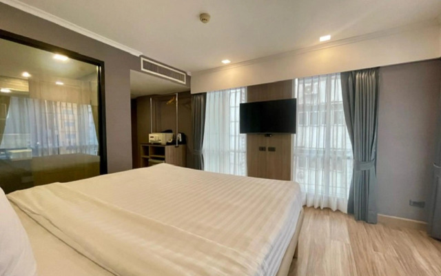 Hotel Santika Premiere Semarang