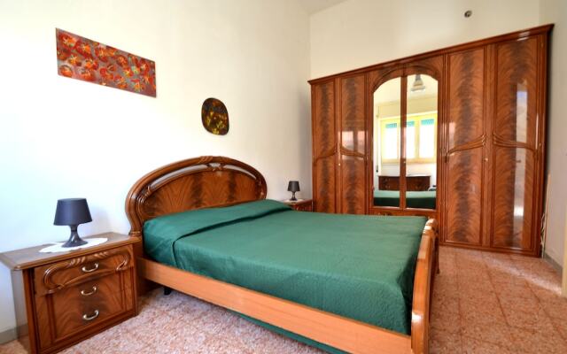 Luce Holiday Home With air Conditioning for 5 Guests