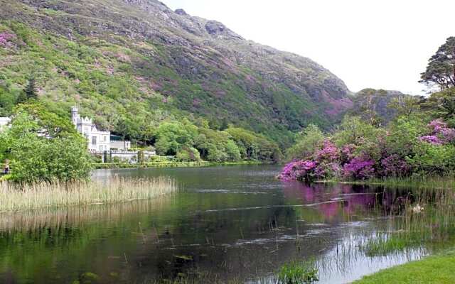 Clifden Bay Lodge