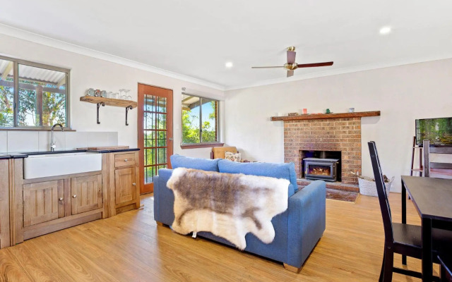 Braeside Cabin Three - Parsonsia