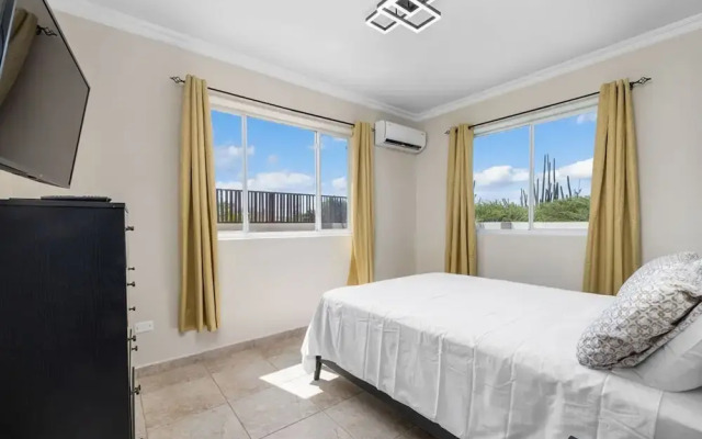 Luxury Noord 3 2 Villa - W Private Saltwater Pool