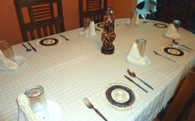 Nilmini Holiday Resort