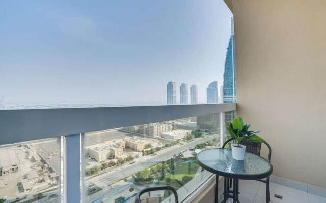 Dazzling Apartment in Dubai Gate Central of JLT