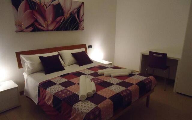 Piscina E Vistalago Crocemenaggio Cir 013145-00318