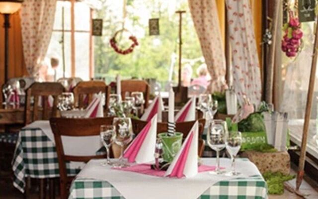 Hotel Merkurwald-Restaurant Wolpertinger