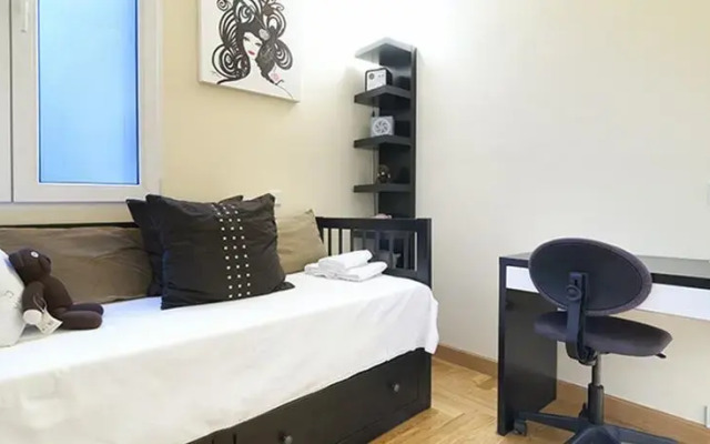 Friendly Rentals Argensola