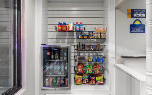 Days Inn by Wyndham Temple