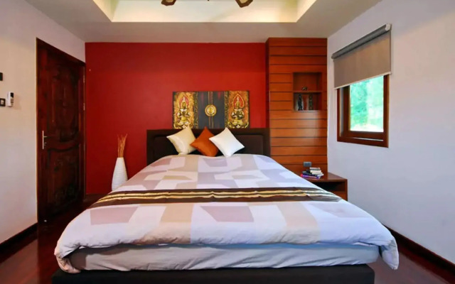 8 Bedrooms Twin Villas in Chaweng