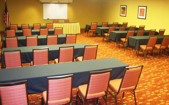 Courtyard By Marriott Portland Hillsboro