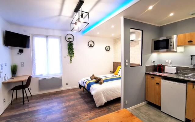 Skyline Residence "Smart-Concept" (Adults Only)