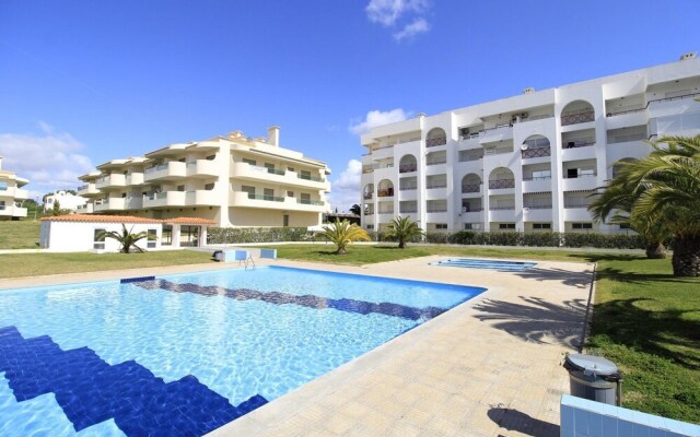 Disinfected Apartment - Armação de Pera with Pool by Homing