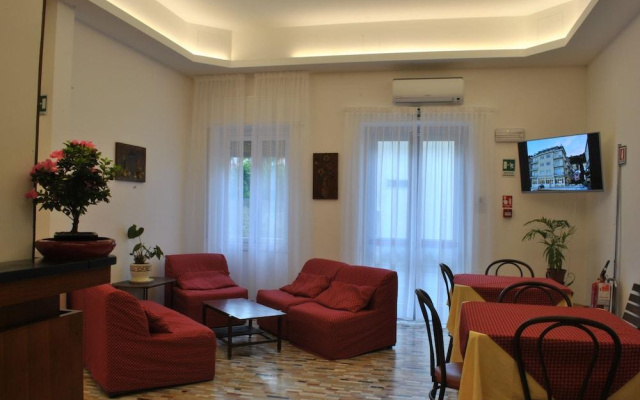 Hotel Bristol