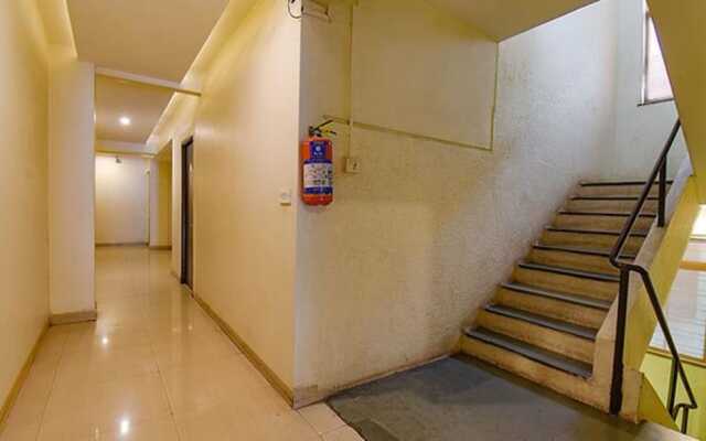 Fabhotel Rs Apartment