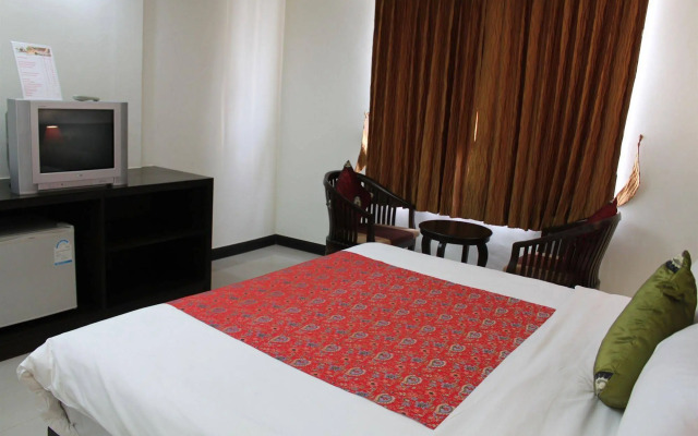 At Phuket Inn Patong Beach