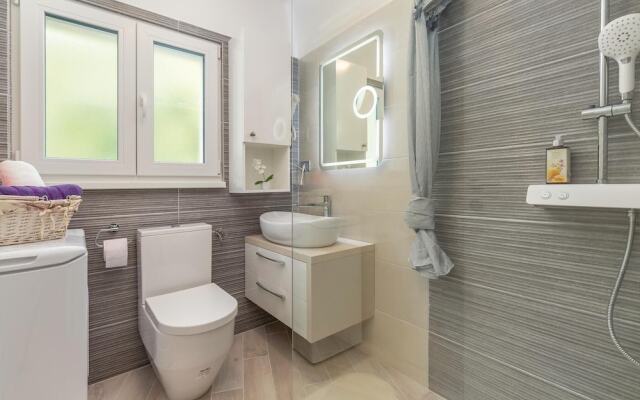 Stunning Home in Rovinj With Wifi and 2 Bedrooms