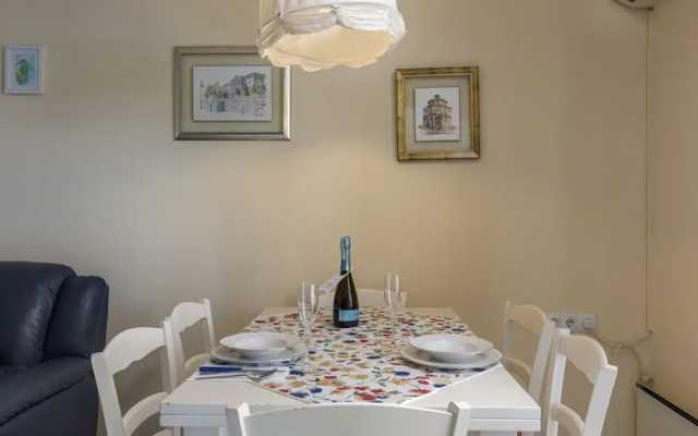 Seaview City Apartment Frida