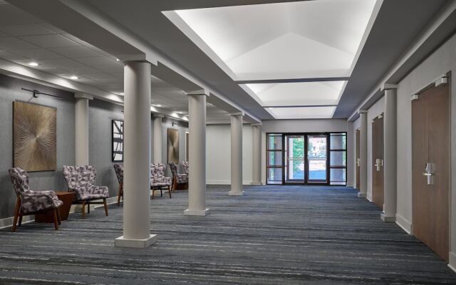 Crowne Plaza Little Rock