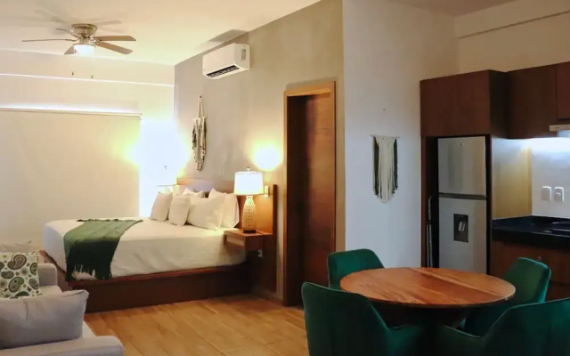 Sunset Kin Beach Apartments