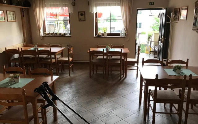 Restaurace a penzion U Hasičů
