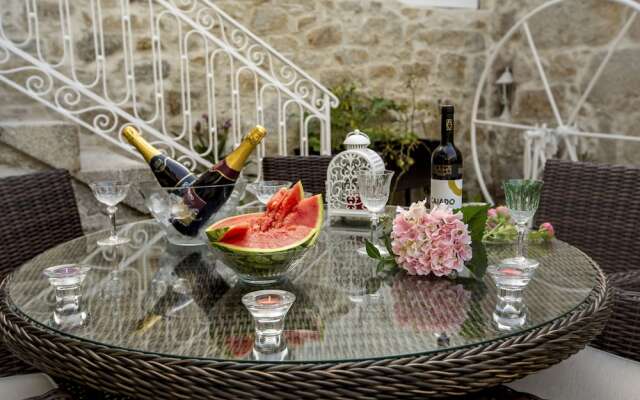 Comendador 1895 Apartment 1