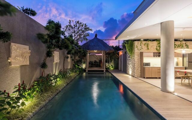 Swan Villas in Seminyak