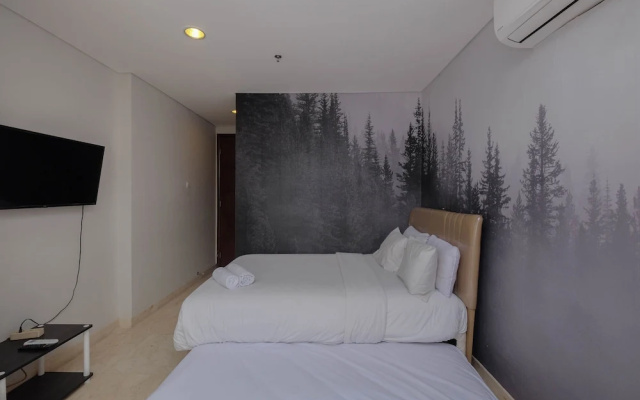 Luxury And Strategic 1Br Apartment At The Empyreal Epicentrum