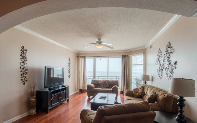 Legacy Towers-Legacy I 704