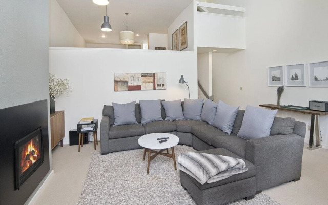 Coldstream Townhome 7