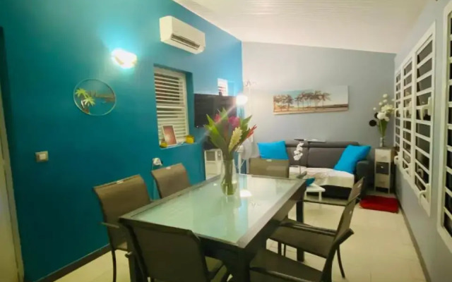 Maelya House