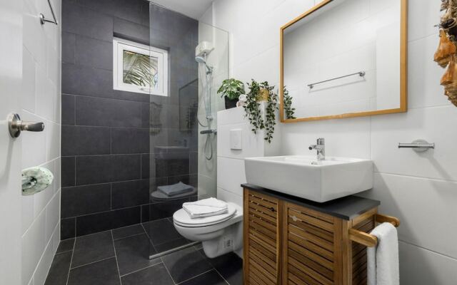 NEW Villa - Beautiful 3BR 2BA With Private Pool