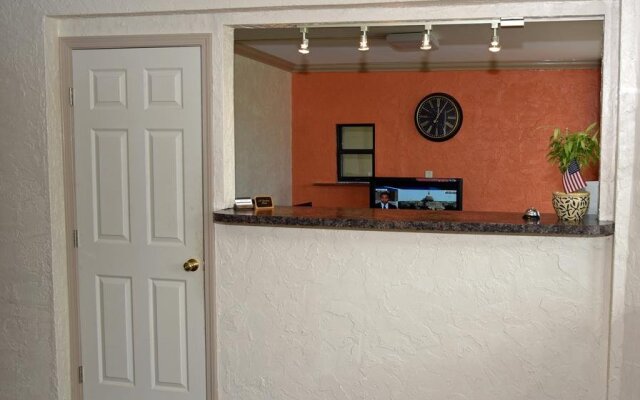 Bonifay Inn