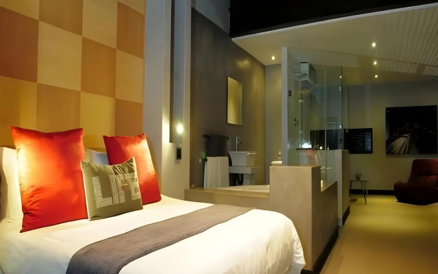 City Living Boutique Hotel - фото 4