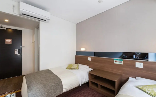 Super Hotel Premier Hakata Station