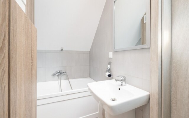 Promenada Apartment Mielno by Renters