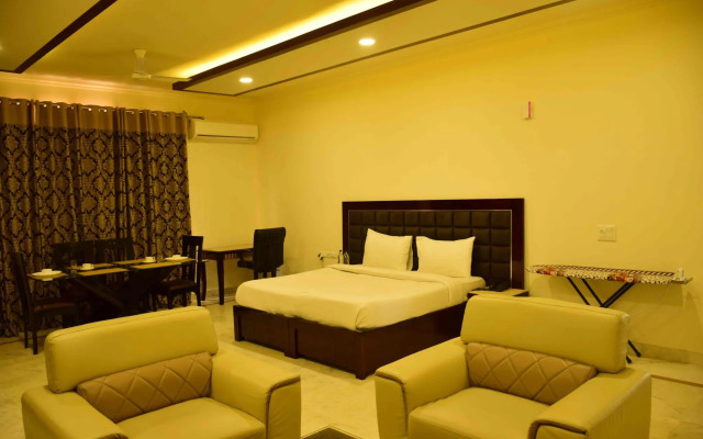 When In Gurgaon - Service Apartments Next to Artemis Hospital