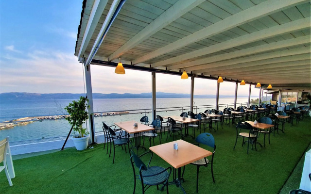 Porto Evia Boutique Hotel