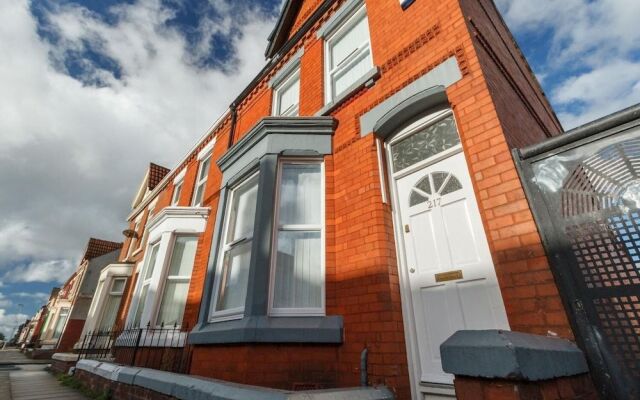 Superb central House