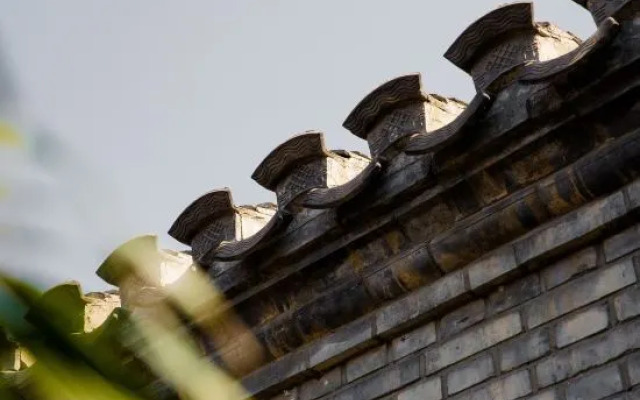 Rong Courtyard Hotel