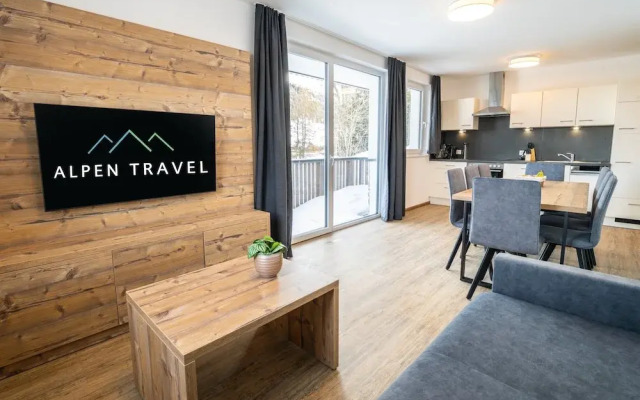 Spacious Apartment With Terrace for 8 Guests