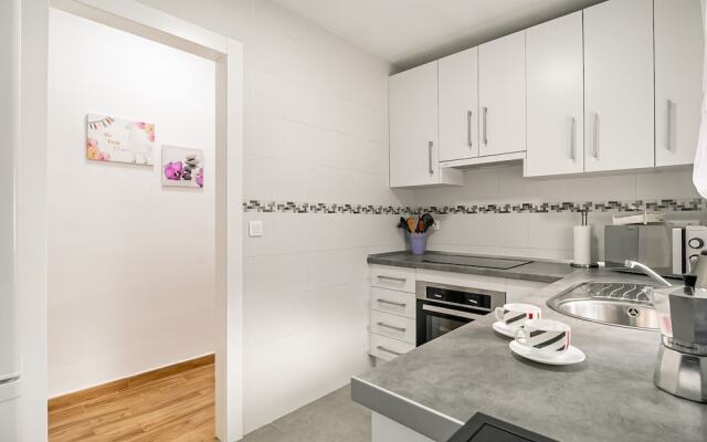 Comfortable Holiday Home in Málaga Near Seabeach