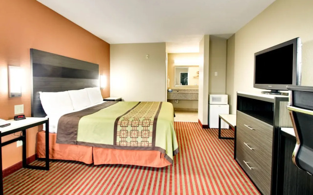 Key West Inn - Millbrook