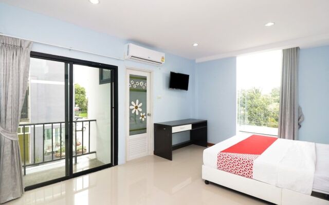 OYO 246 Green Mind Residence