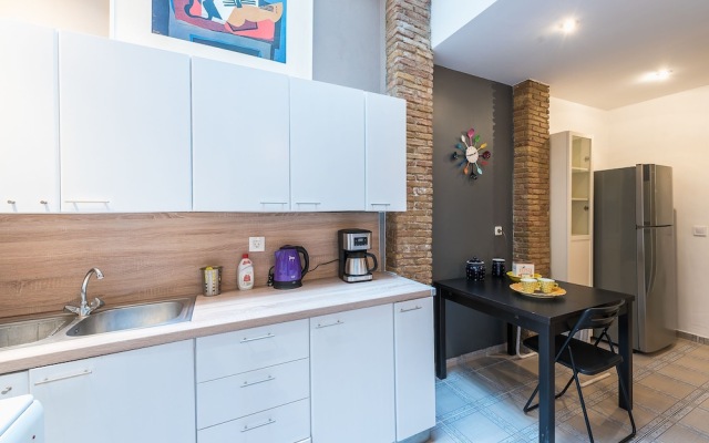 Elegant Kerameikos Apartment